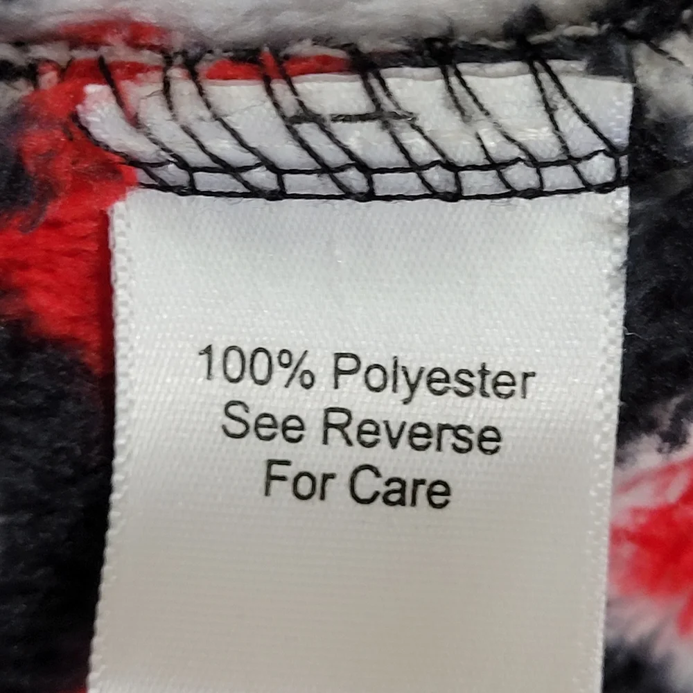 Vera Bradley Red and Black Penguin Plush Hooded Robe, Size Small/Medium, S/M